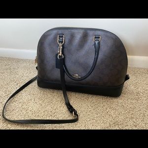 Coach Signature Canvas Purse